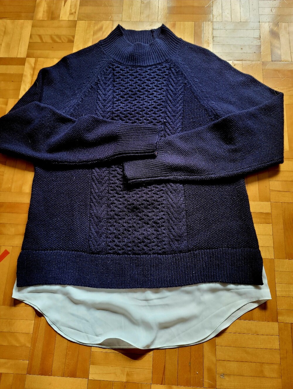 RW&CO. Navy Blue Women's Cable Knit Sweater